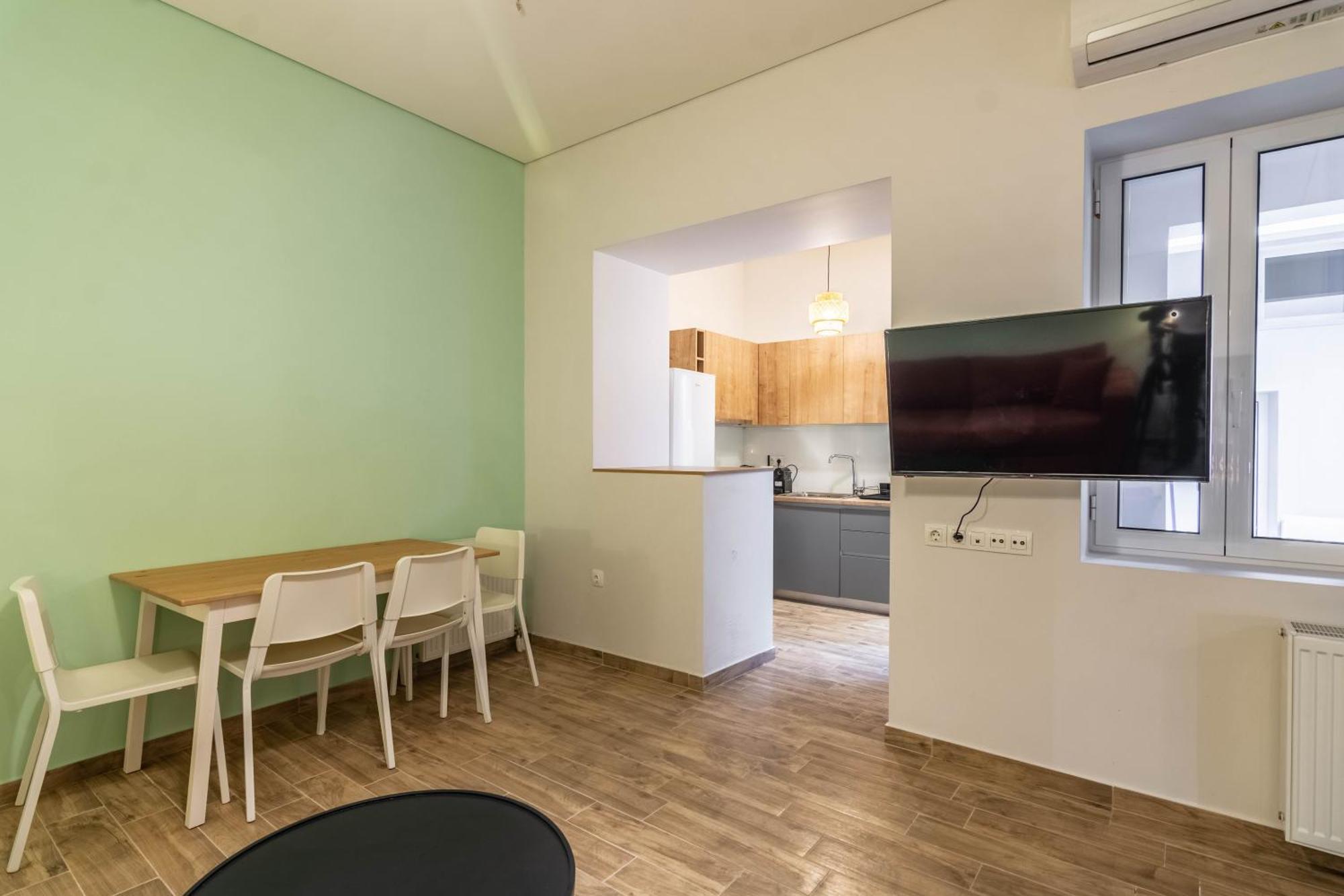 Gazi Apartment *