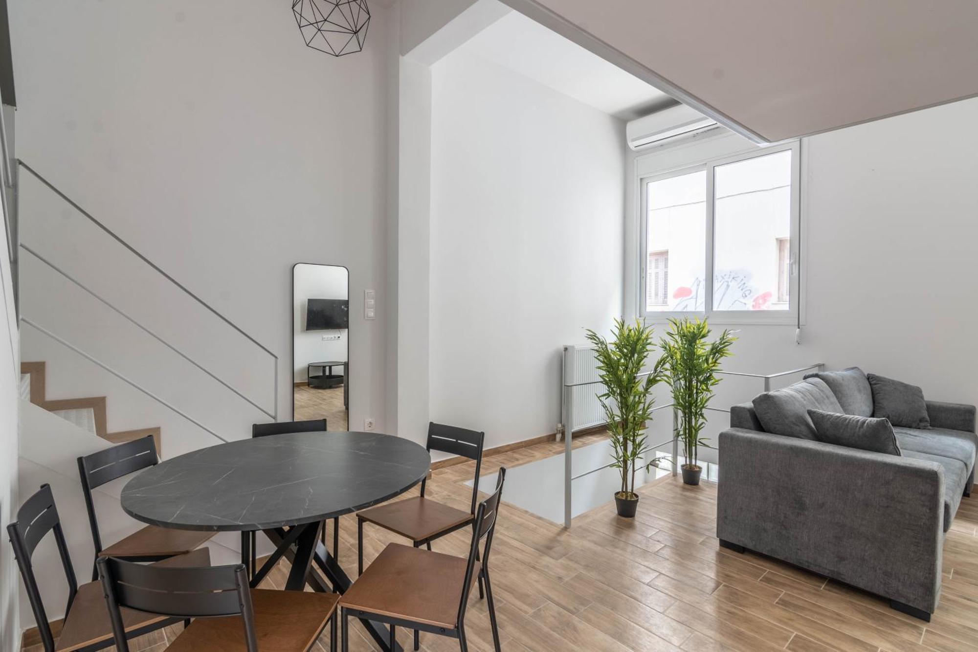 Gazi Apartment *